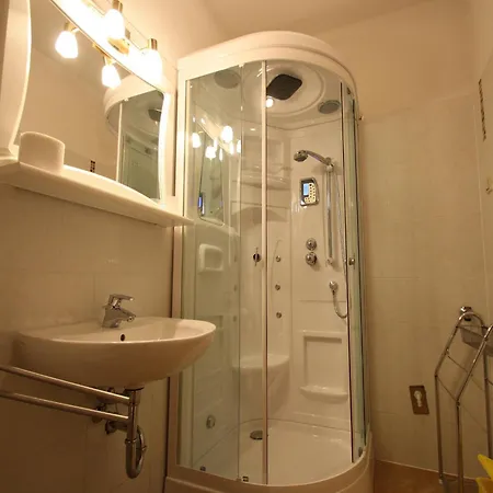 Splendid In Novigrad Near Sea Holiday home *