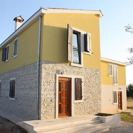 Splendid In Novigrad Near Sea *